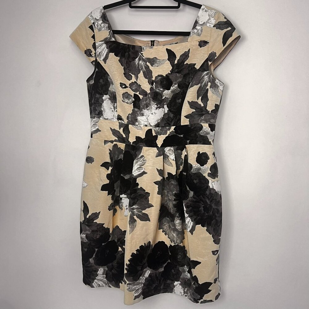 Eliza J. Dress Sz 14 Taffeta Box pleats Lined Long Zipper